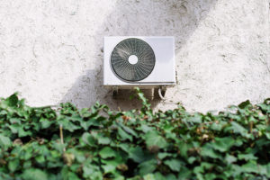 Read more about the article How Does Your Central Air Conditioner Cool Your Home?